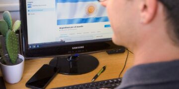 Migrantes argentinos en las redes sociales