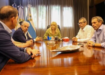 Chahla reafirmó la decisión del Municipio de mejorar la operatividad del transporte público