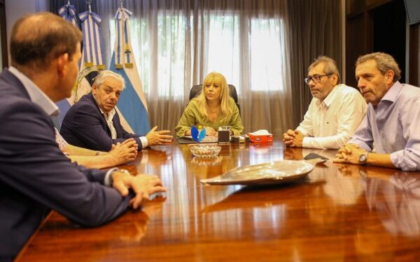 Chahla reafirmó la decisión del Municipio de mejorar la operatividad del transporte público
