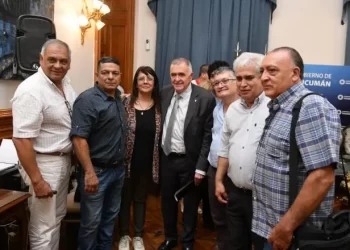 Jaldo anunció un descuento de 50% en el boleto para aquellos que pagan más de $1500