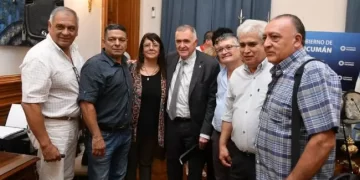 Jaldo anunció un descuento de 50% en el boleto para aquellos que pagan más de $1500