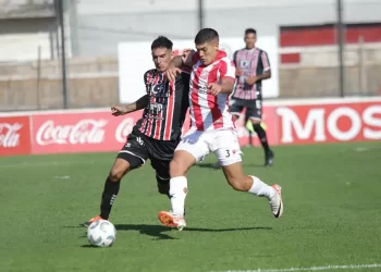 San Martín de Tucumán perdió 1-0 contra Chacarita