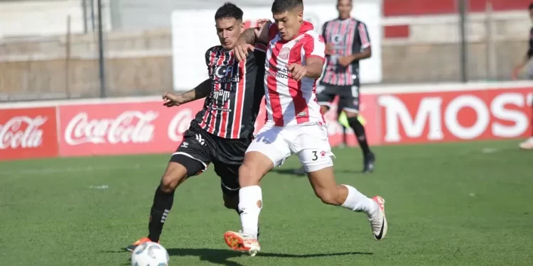 San Martín de Tucumán perdió 1-0 contra Chacarita