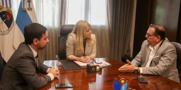 Rossana Chahla extiende el beneficio del Boleto Educativo Municipal a los docentes