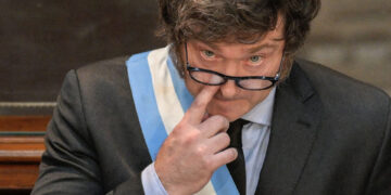 El sueldo de Milei subió un 48%, culpó a Cristina Kircher y dijo que lo va a derogar