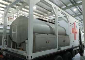 El Gobierno reveló la insólita llegada de 30 camiones desde China para “enfrentar al covid”