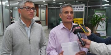 Los ediles Canelada y Cobos piden que el boleto sea gratuito para todos los docentes de la Provincia
