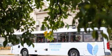 La Municipalidad de San Miguel de Tucumán lanzó el servicio gratuito del «Bus Turístico»