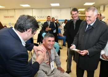 El Gobierno comenzó con la vacunación contra el dengue