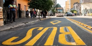 Importante operativo de control en el debut de los carriles exclusivos para colectivos