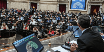 El oficialismo logró aprobar en la Cámara de Diputados la Ley Bases y el paquete fiscal