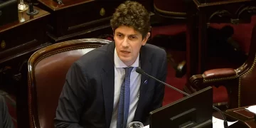 Lousteau: “Estábamos cobrando menos que un tuitero del Presidente” y la opinión pública reaccionó