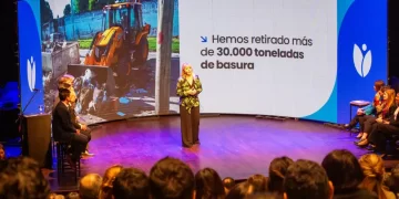 Chahla realizó una exposición de sus 180 días de gestión