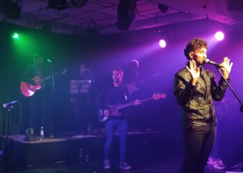 Ale Arrieta y Los modernos: “Me ha dado más pilas para seguir el show”