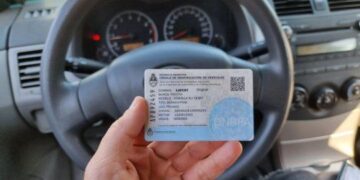 Cierran el 40% de los Registros del Automotor, eliminan la tarjeta azul y la tarjeta verde no tendrá vencimiento