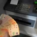 El Gobierno nacional dará un nuevo aumento a los estatales, pero ya prepara otra ola de despidos