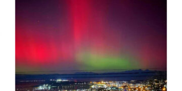 Una intensa tormenta solar causó auroras australes en Ushuaia