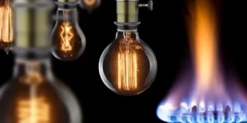 El Gobierno Nacional no descarta congelar las tarifas de luz y gas en el inverno