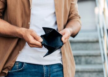 En marzo, sólo los salarios del sector público lograron igualar a la inflación