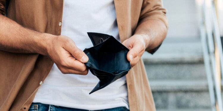 En marzo, sólo los salarios del sector público lograron igualar a la inflación