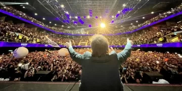 El presidente libertario cantará y presentará su nuevo libro este miércoles en el estadio Luna Park