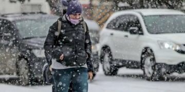 Por el frío en el sur del país, hay tres muertos, clases suspendidas y rutas cortadas 