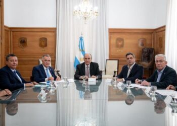 Jaldo firmó convenios con Nación por $120 mil millones para obras públicas