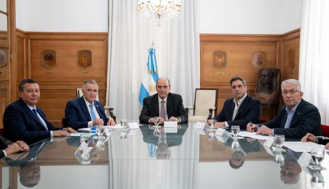 Jaldo firmó convenios con Nación por $120 mil millones para obras públicas