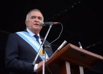 Jaldo viajó a Buenos Aires en una semana clave para la Ley Bases y el Acuerdo Fiscal