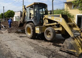 Reactivación de más de 80 obras públicas en Tucumán, tras firma de convenio entre la Provincia y Nación