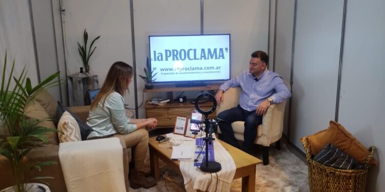 Raúl Albarracín: «La feria del Libro, es una apuesta a la cultura del encuentro»