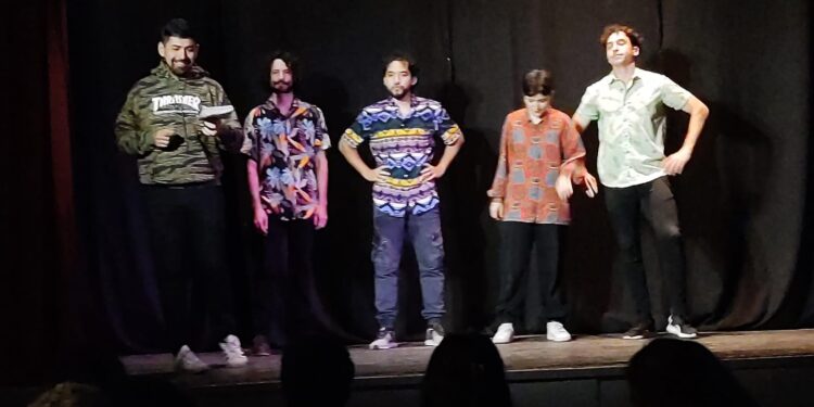 Los artistas de Cuatro Quesos sostienen que la improvisación es estar atento a lo que sucede, agarrarlo, y proponer otra cosa