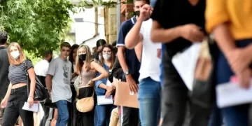 El desempleo subió fuerte en el primer trimestre y llegó al 7,7%, máximo desde la salida de la pandemia