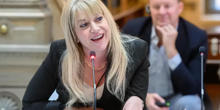 Suman a la intendenta Chahla a una alianza internacional que promueve el uso de datos para mejorar la vida de las personas