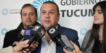 Buscan que productos tucumanos se vendan en grandes supermercados