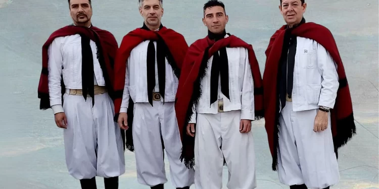 Julio Cultural: Los Arrieros se presentan en el Teatro Alberdi