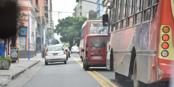 Carriles exclusivos: En dos meses se registraron más de 10.000 infracciones