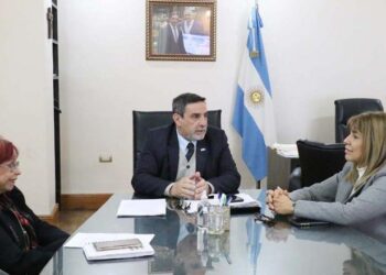 Medina Ruíz busca crear una Red de Salud Materno Fetal