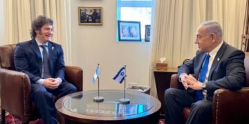 Ante la amenaza de Irán, el Gobierno busca evacuar a los Argentinos en Medio Oriente
