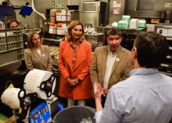 El Vicegobernador Acevedo, participó de la celebración de los 25 años de McDonald´s en Tucumán