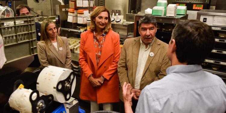 El Vicegobernador Acevedo, participó de la celebración de los 25 años de McDonald´s en Tucumán