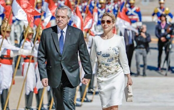 Fotos y videos suman a la denuncia de Yañez en contra de Alberto Fernández