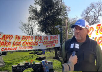 Lavando autos por juguetes: La iniciativa de Carlos para el Día del Niño