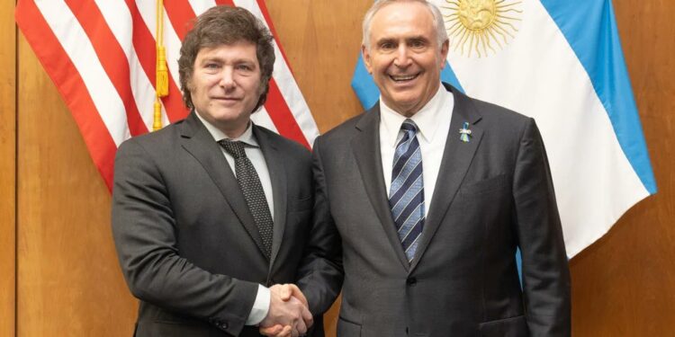 Javier Milei se reúne con congresistas de Estados Unidos en Casa Rosada