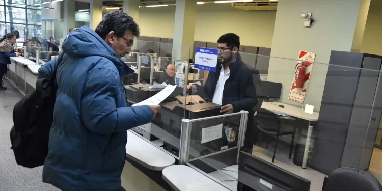 Simplifican los trámites para que los comerciantes de la capital se empadronen en el TEM