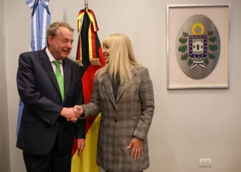 La intendenta Chahla recibió al embajador de Alemania en nuestro país para reforzar lazos de cooperación