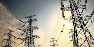 Falla en la línea de alta tensión, provocó cortes de energía en Tucumán