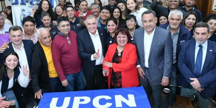 Recomposición salarial: El Gobierno de Tucumán cerró acuerdo con UPCN