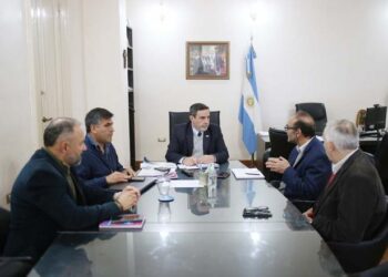 Salud y CONICET NOA Sur unen fuerzas para combatir el dengue ante la nueva temporada de calor