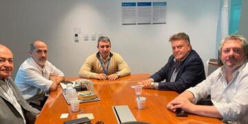 Amaya gestiona mayor conectividad y promoción para Tucumán con Aerolíneas Argentinas